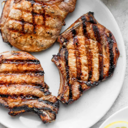 Juicy Grilled Pork Chops